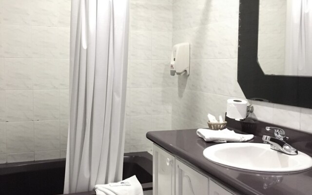 Hotel Pinar del Lago