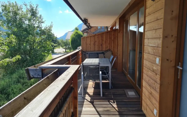 Central Vacation Apartment With View
