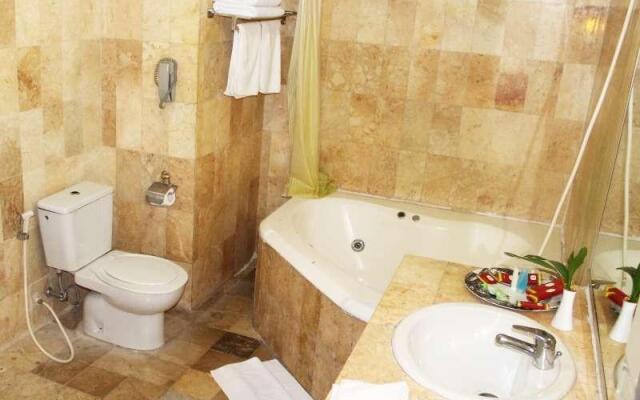 Hotel Ratu Mayang Garden