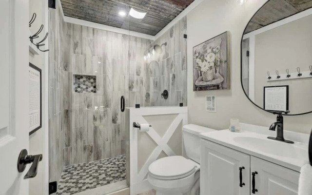 Shady Lane Lodge - Near Town & Wheelchair Access