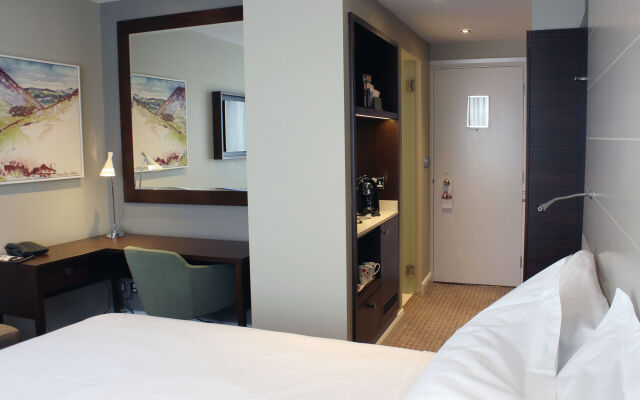North Lakes Hotel And Spa
