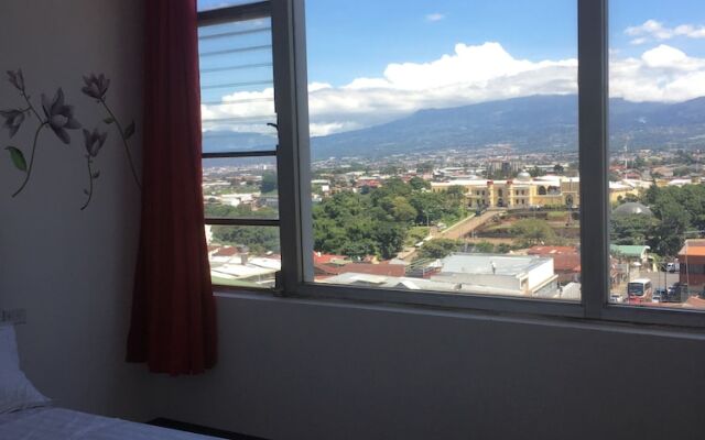 Hotel La Fortuna Roja