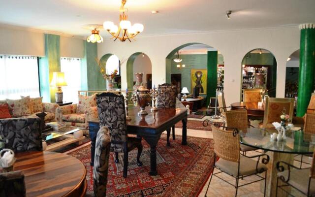 Palacio Domain Luxurious Boutique Hotel