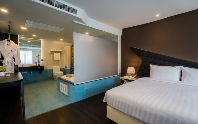 Blue Boat Hotel JC