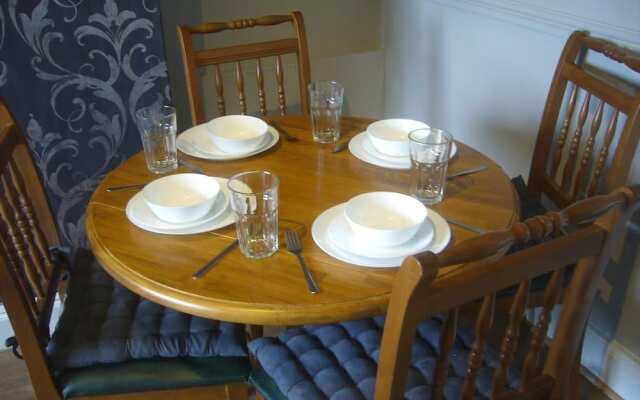 Peat Road Gardens - 3 Bedroom