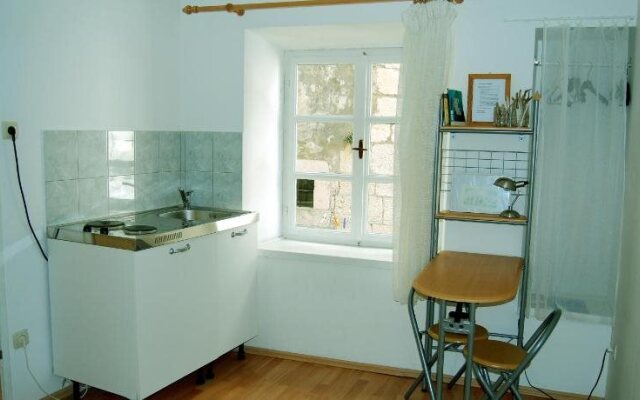 Marco Polo Apartment