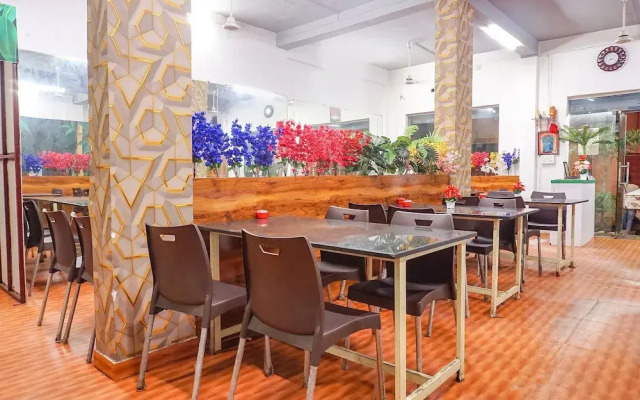 Fabhotel Silver Key I