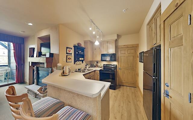 8203ns20 2 Bedroom Condo