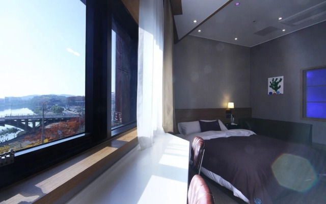 Jinju Hotel The Cloud