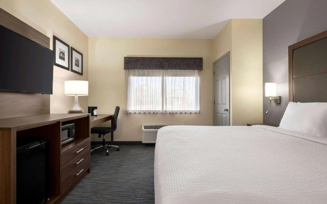 Wingate by Wyndham Appleton