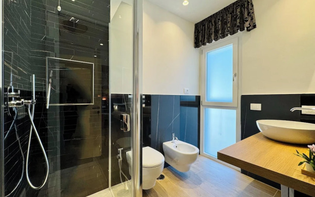 YourHome - Il Pino Rooms & Apartment