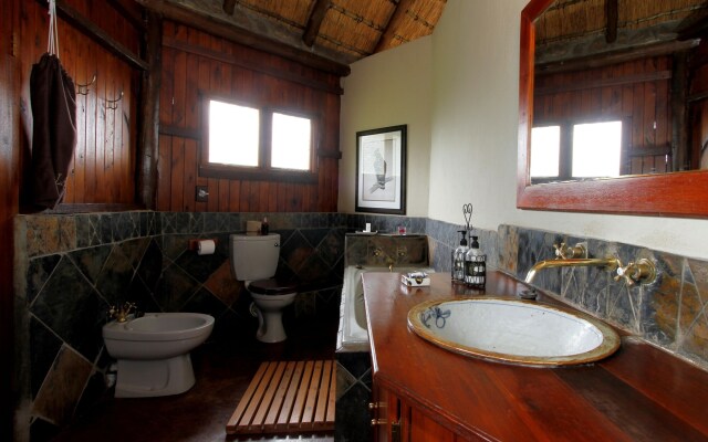 Shayamoya Tiger Fishing and Game Lodge