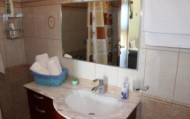 Spiros Apartments Pelion