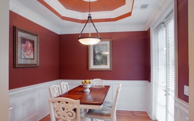 Beautiful 3BR Townhouse in Downtown