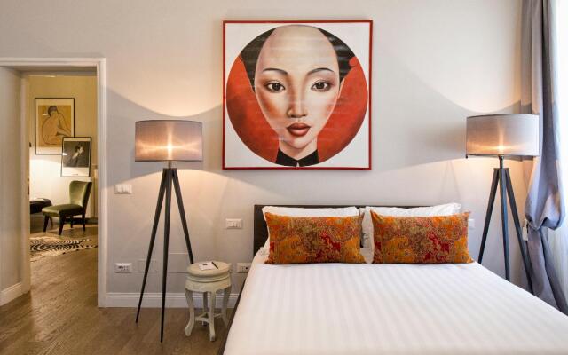 Hotel The Independent Suites