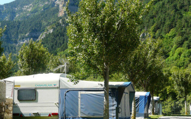 Complejo Turístico Camping Bielsa