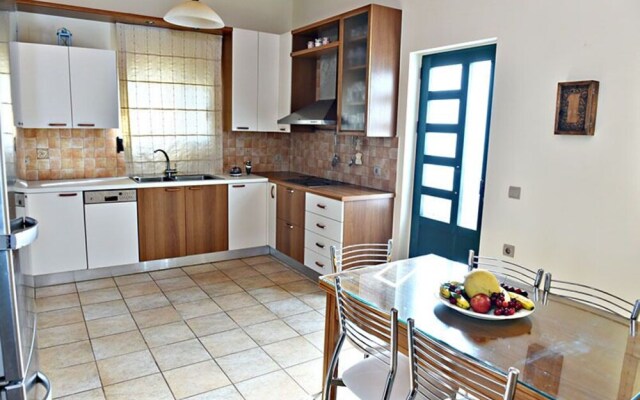 Villa Arolithos