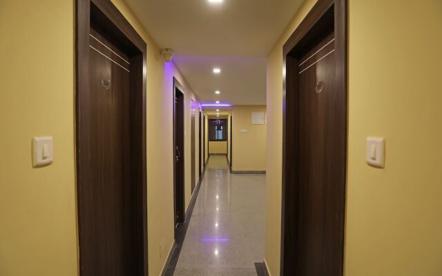Capital O 27804 Hotel Globe International