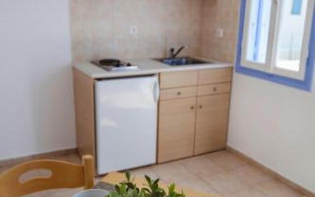 Astarti Homy Apartments Serifos