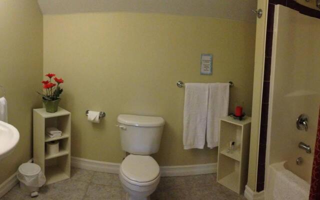 Snowflake Manor Bed and Breakfast