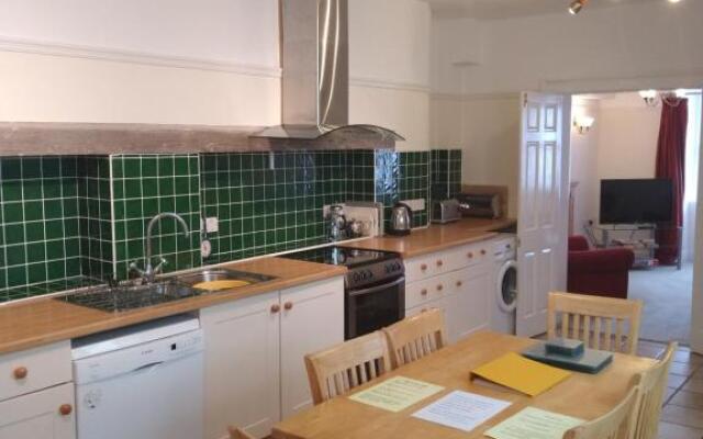 Castle Square Apartments Beaumaris