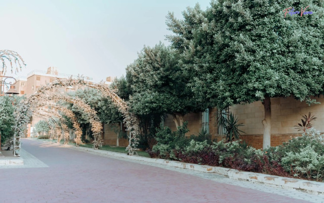 Rehana Plaza Hotel