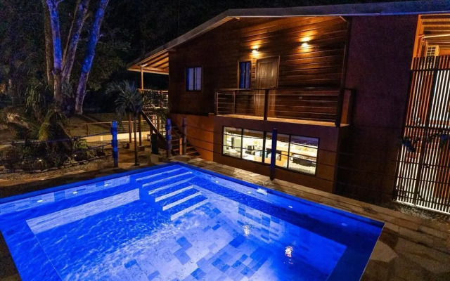 Mt. Plaisir Estate Hotel