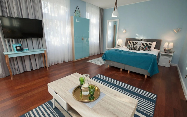 Comfort Art by Grand Apartments