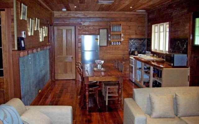 Colby Cottages, Wooragee near Beechworth