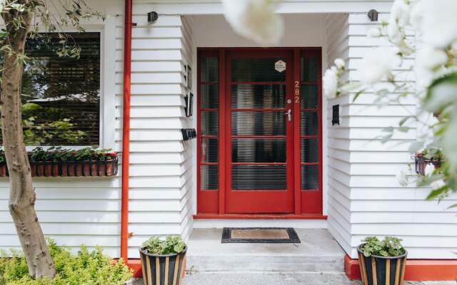 Pomeroy's on Kilmore