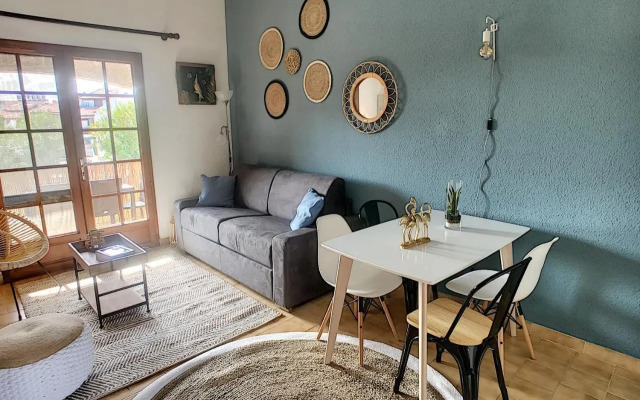 Superbe Duplex aux Saintes terrasse plein sud 3***