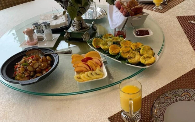 Cedar Manor Bed and Breakfast