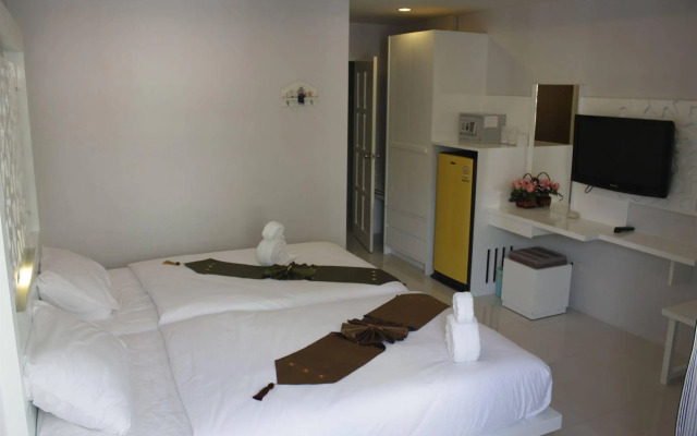 The Silk Hill Hotel