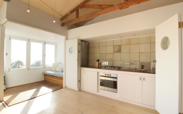 Vredenhof 7 - Adults Only