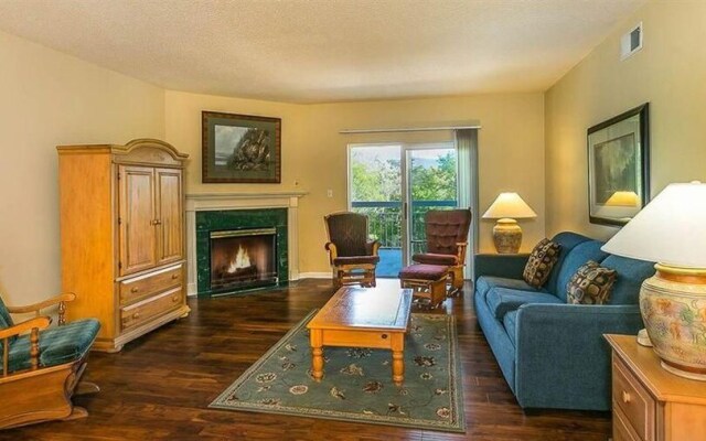 Whispering Pines 433