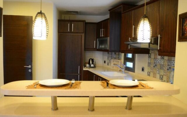 Dolphin Royal Suites