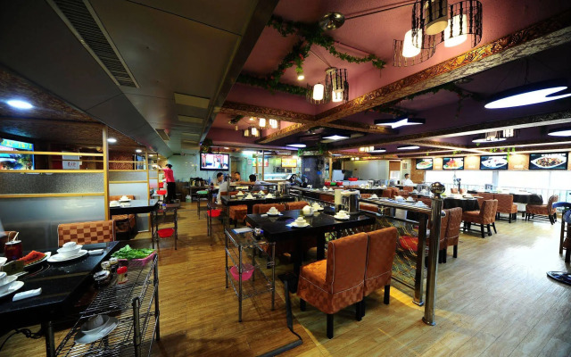 Jiangyue Hotel Changshou Branch