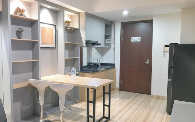 Good Deals And Relaxing 2Br At Grand Sungkono Lagoon Apartment