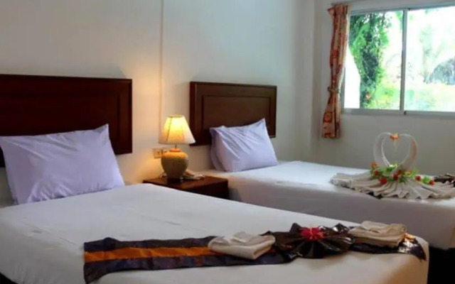 Kamala Beach Inn