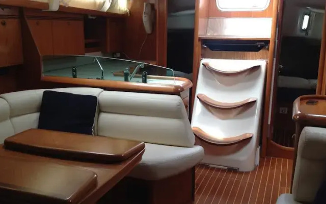 Sailing in Italy Charter