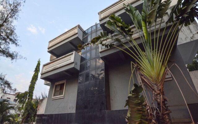 OYO 19777 Nikhil Garden