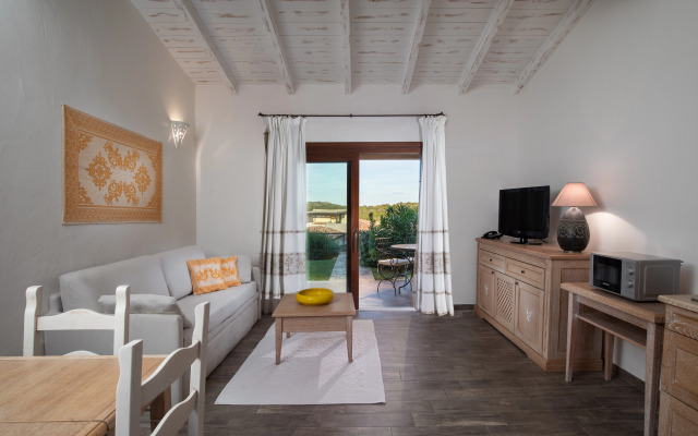 Punta Falcone Resort