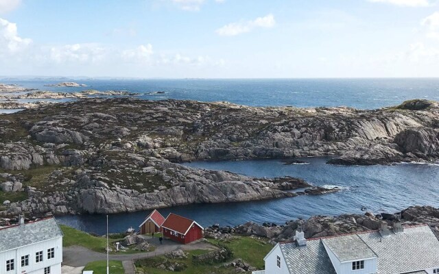 8 Person Holiday Home in Kvas