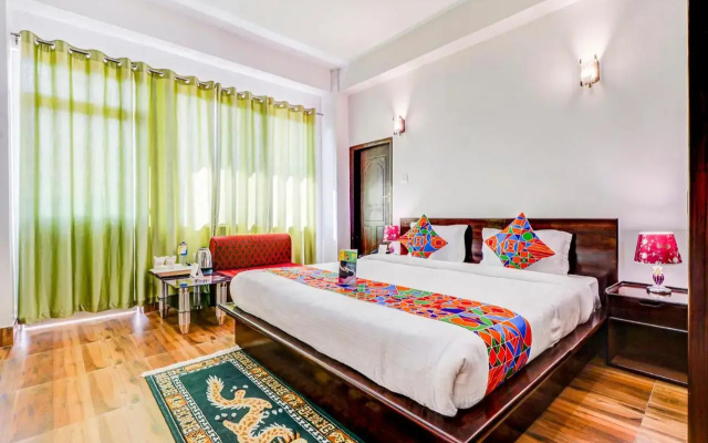 FabHotel Greenery View