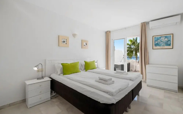 Sunny Flat With Pool in Riviera del Sol - Ref 96
