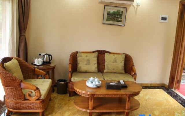 Yeyuan Hotspring Holiday Hotel
