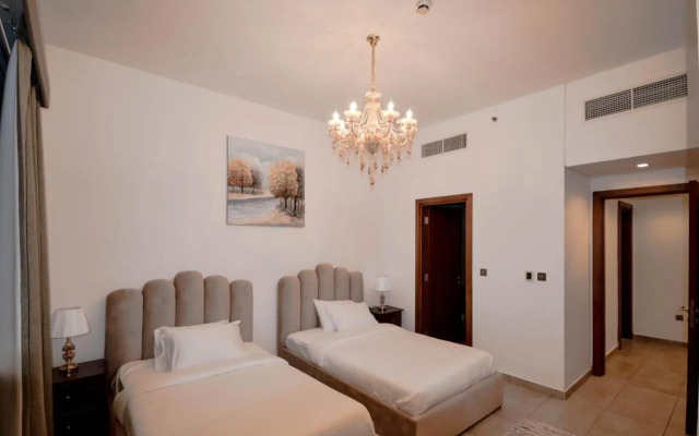 Frank Porter - Marina Residence 5