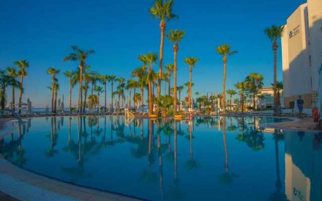 Marlita Beach Hotel Apartments