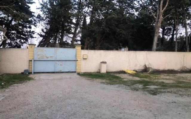 Studio Entre Nîmes et Uzès