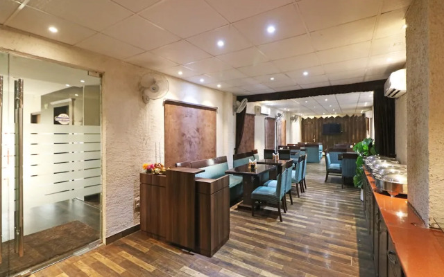 Fabhotel Clark Height